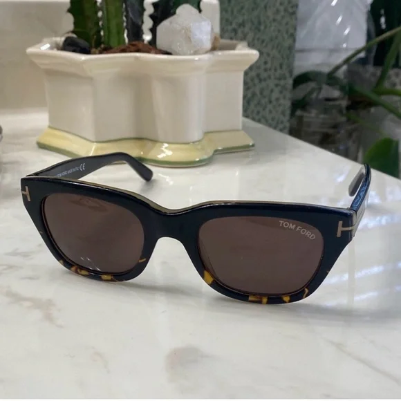 Tom Ford Dark Havana Snowden 52-21-145 Sunglasses - Picture 1 of 11